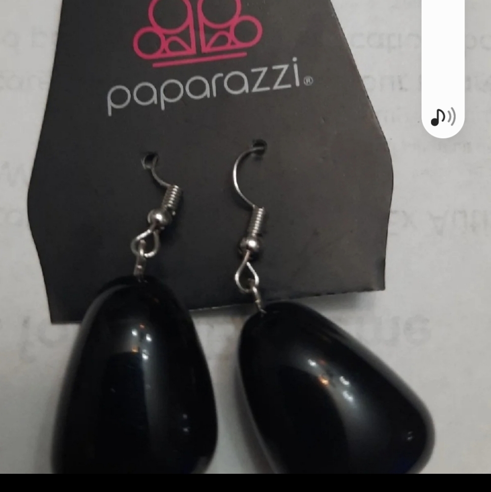 Earings